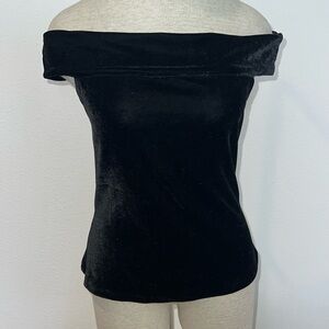 Cupcakes and Cashmere Off Shoulder Velour Top